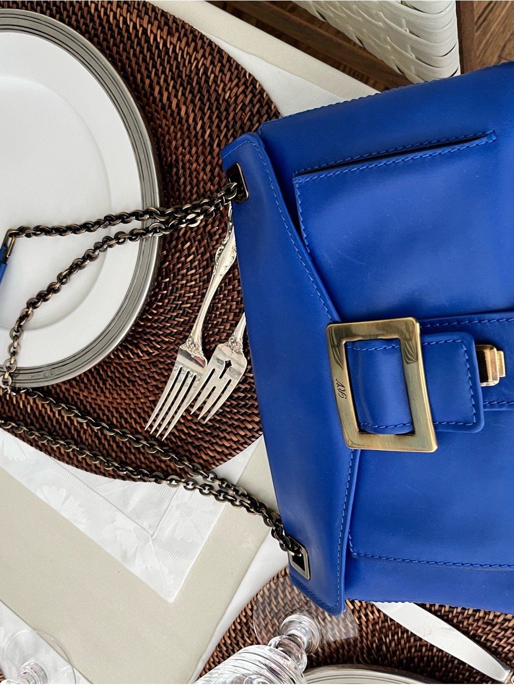 Roger Vivier Cobalt Blue Leather Shoulder Bag with Gold Buckle with box - Picture 4 of 14